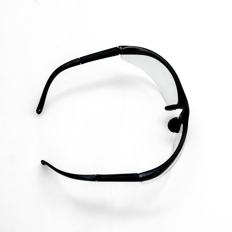 نظارة حماية رياضي شفاف